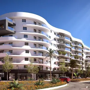 keyfamily-luxury-infinity-beach-golf.1costadelsol.com/